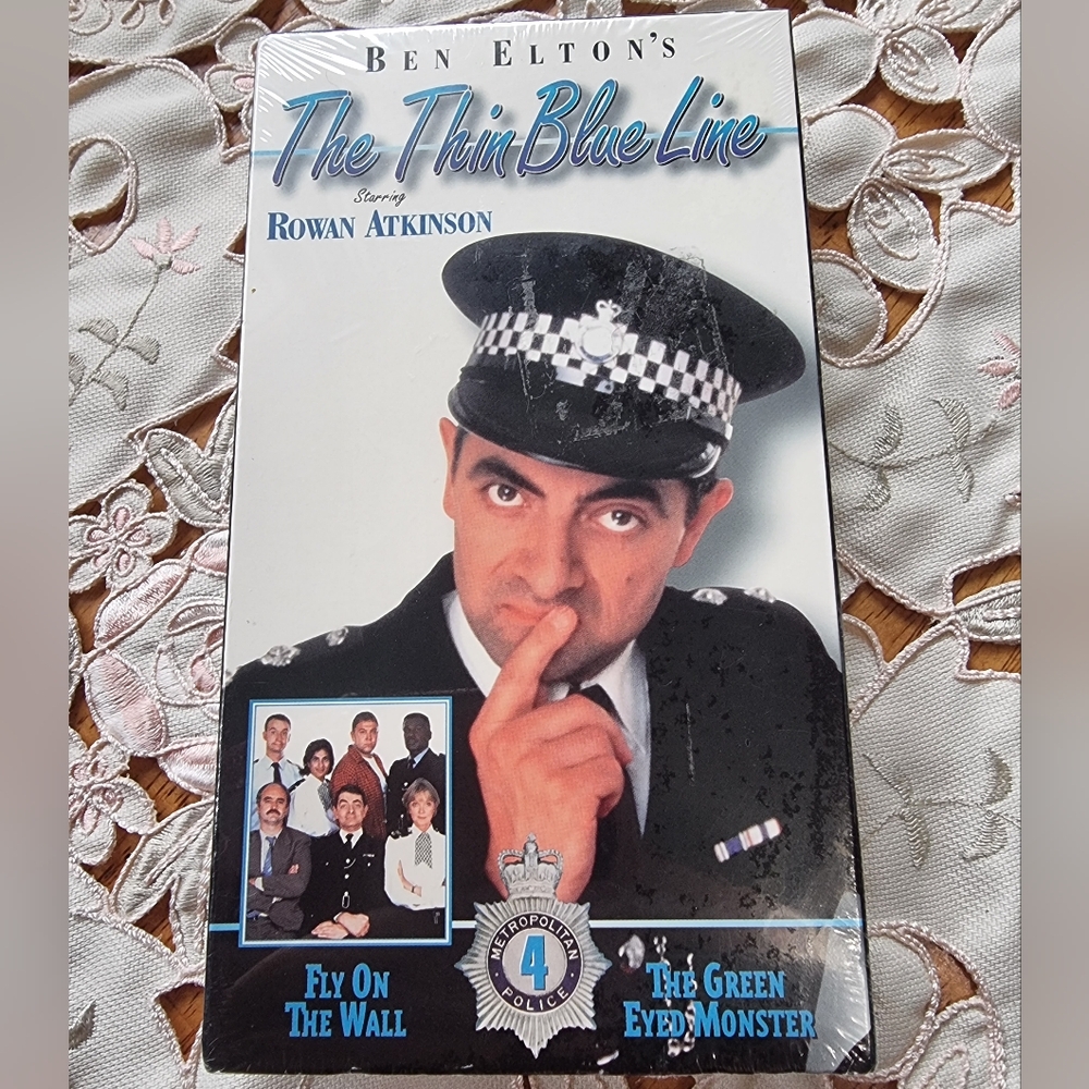 🆕️ The Thin Blue Line Starring Rowan Atkinson VHS Movie Vintage 1998